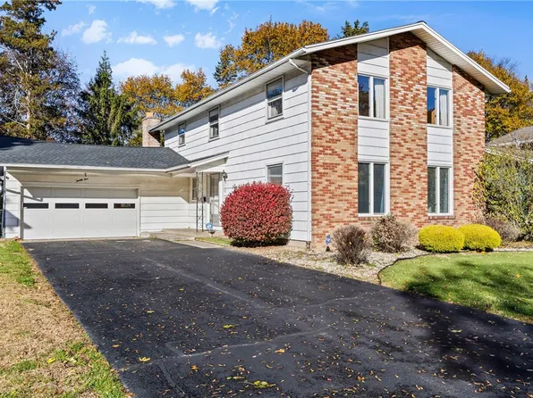 21 Gaslight Ln, Rochester, NY 14610