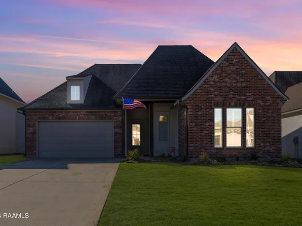 304 Easy Rock Landing Dr, Broussard, LA 70518