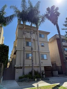 10866 Bluffside Dr Unit 2, Studio City, CA, 91604