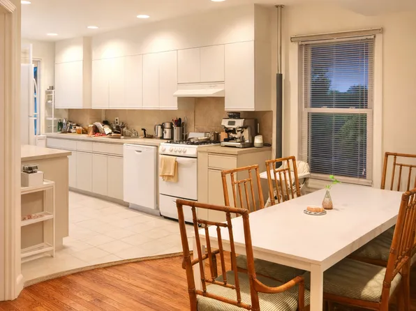 38 Richardson Street image 1 of 14