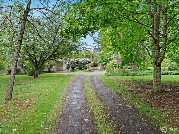 3rd image of 11805 SE 196th Street