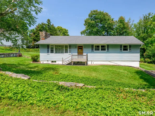 29 Saw Mill Road, New Fairfield, CT 06812