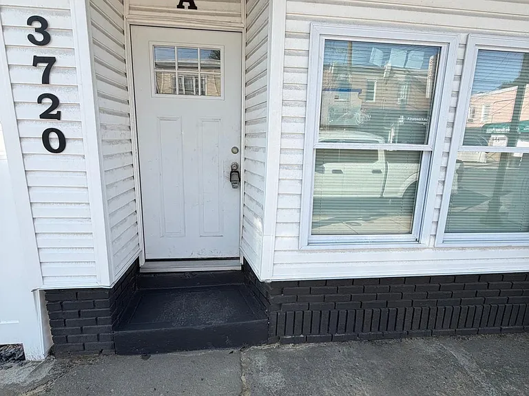 3720 Westfield Ave #4 — Photo 1