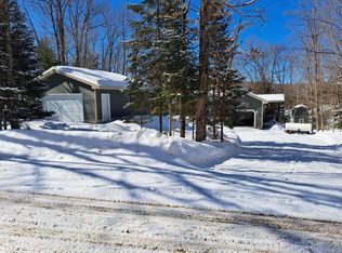 340 Wurm Rd, Magnetawan, ON P0A1C0