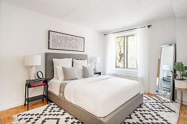 1st image of 410 W 52nd St #7T