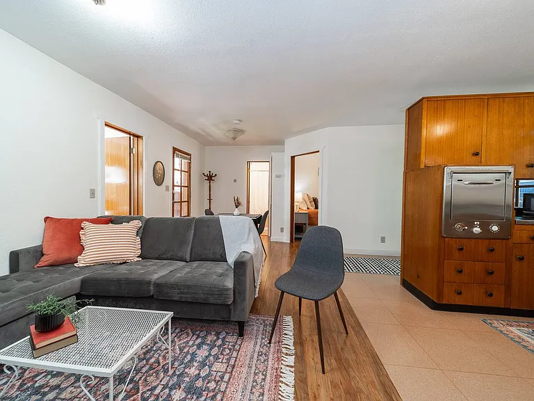 1118 SW Gaines St #18B — Photo 11