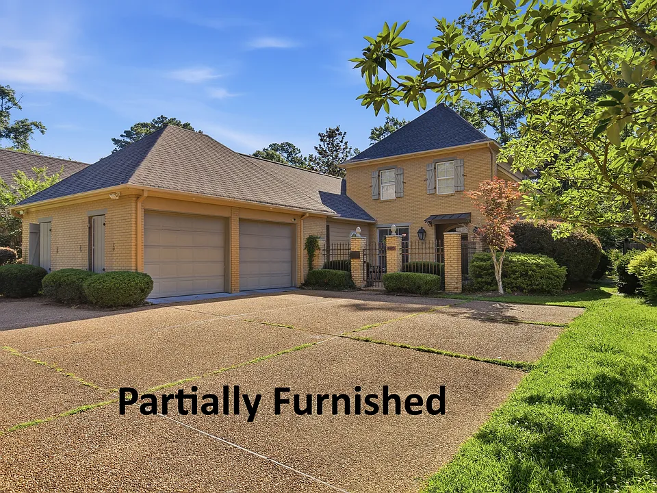 4610 Maurey Rd