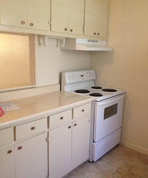 839 Iowa Ave #2 — Photo 3