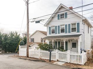 76 Henry St, Greenwich, CT 06830