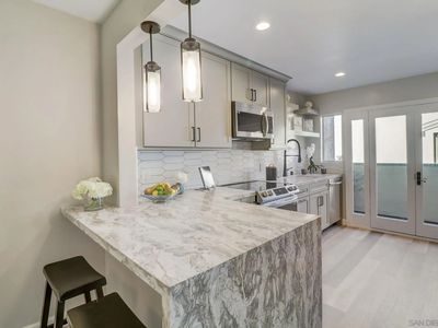 3204 Caminito Eastbluff Unit 51, La Jolla, CA, 92037