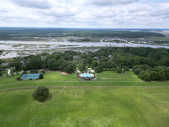 5th image of 5364 Birdie Ln
