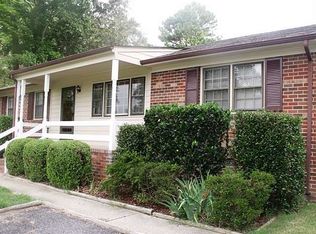 9932 Reams Rd, North Chesterfield, VA 23236