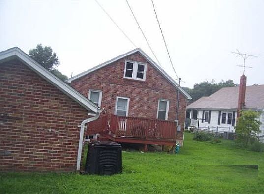 2nd image of 407 W 10th St