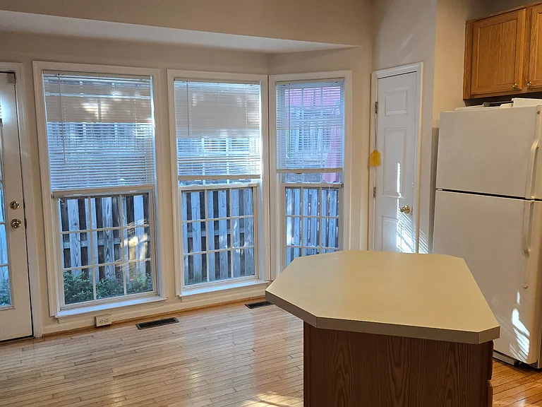 1244 Corbett Pl — Photo 19
