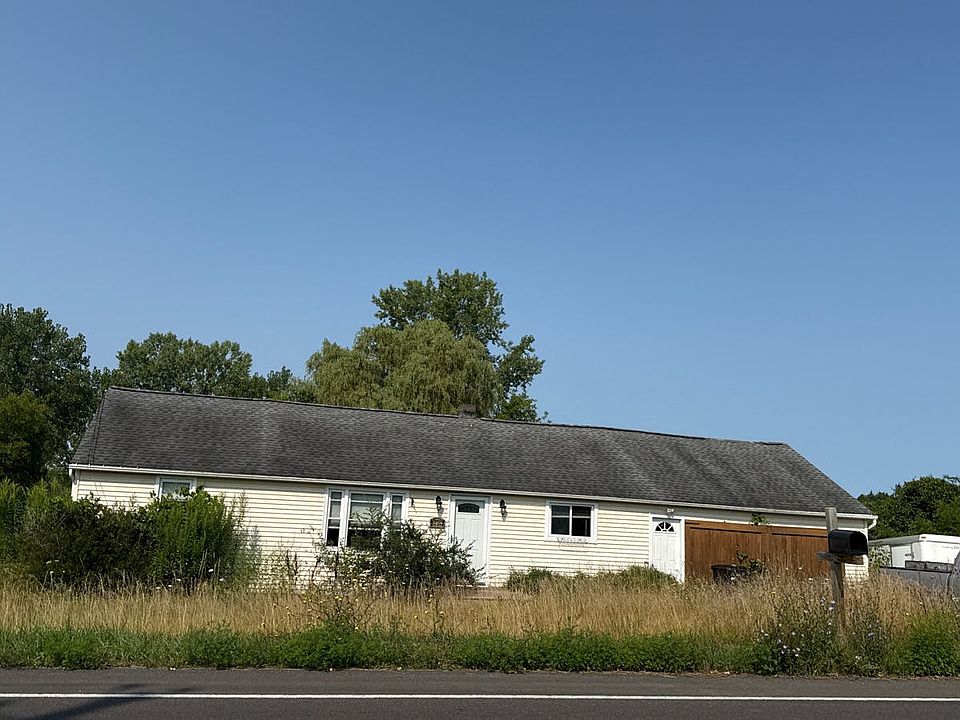 1st image of 8459 Maple Rd