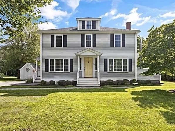 123 Ward St, Hingham, MA 02043