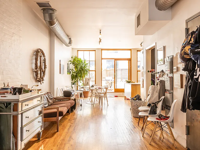 111 W 17th St #PENTHOUSE — Photo 8