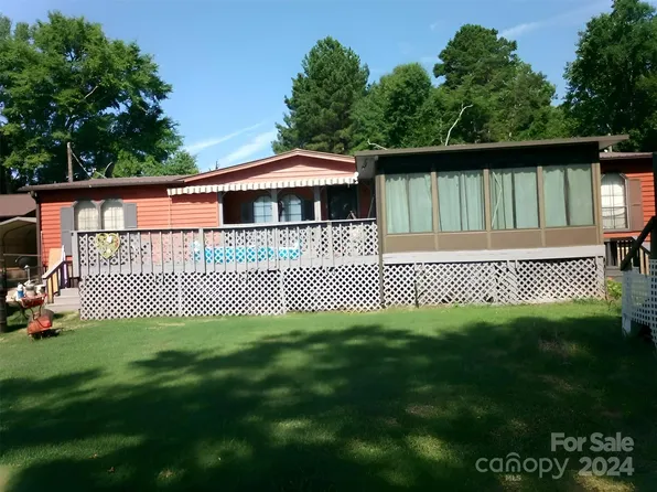 115 Riverside Dr, Salisbury, NC 28146