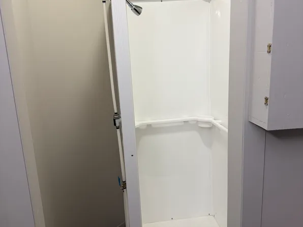 510 Main St #4D, Shoemakersville, PA 19555