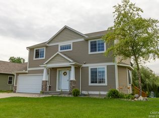 9580 Scotsmoor Dr SE, Caledonia, MI 49316
