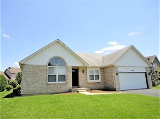 504 Bison Rd, Oswego, IL 60543