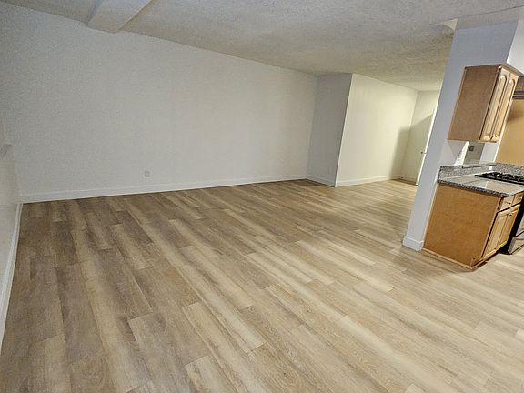 2nd image of 1130 N Fuller Ave APT 6