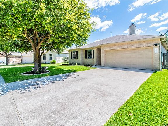 3rd image of 1116 Barclay Dr