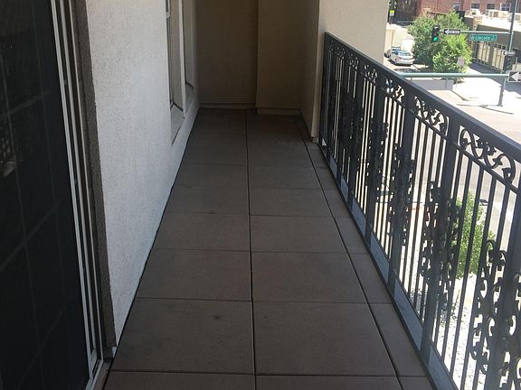 3rd image of 925 N Lincoln St #3G-S