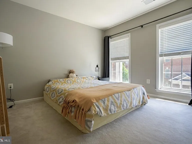4658 Hummingbird Ln — Photo 40