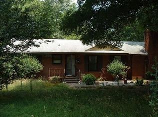 5301 Dolphin Ln, Charlotte, NC 28215