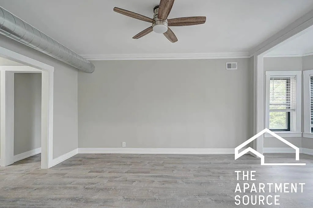 6523 N Newgard Ave — Photo 3