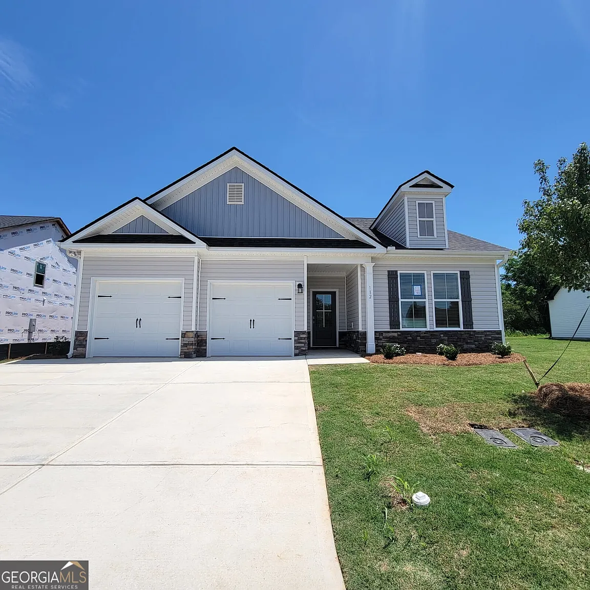 112 Breakwater Way photo 1