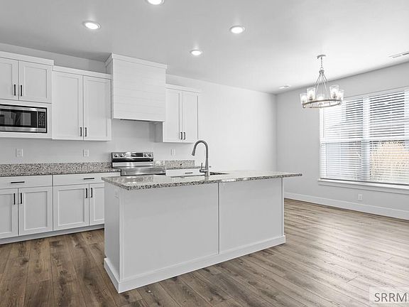 4th image of 267 Blue Sky Ct