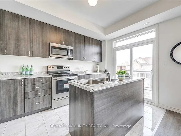 2718 William Jackson Dr — Photo 11
