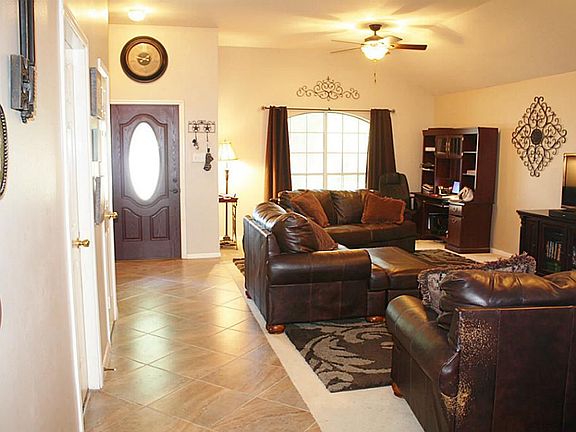 5th image of 316 Mammoth Springs Ln