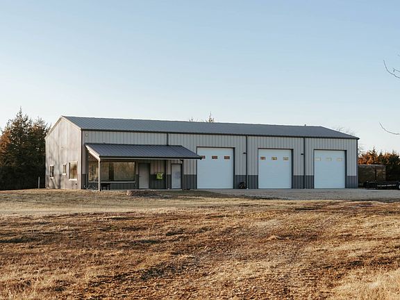 2nd image of 11086 S Wanamaker Rd