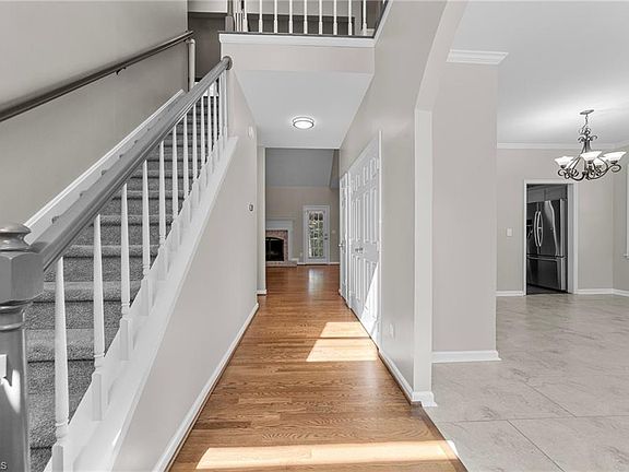 4th image of 2503 Tinderbox Ln