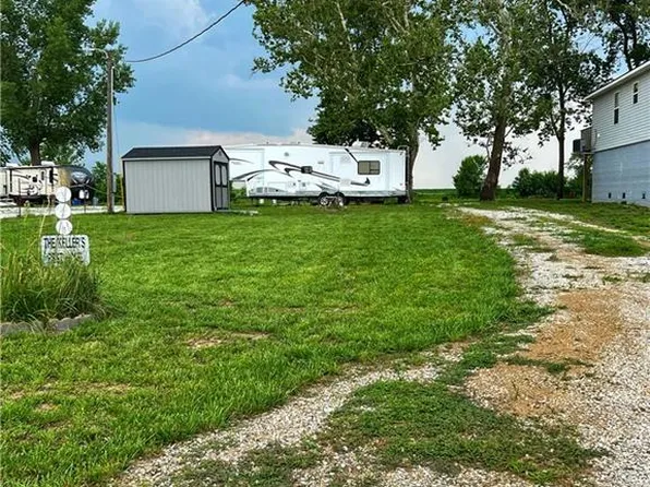 129 Mobile Ln, Craig, MO 64437