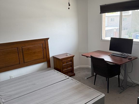 4th image of 2956 E Clarendon Ave #2956