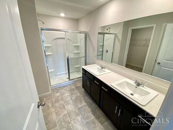 5th image of 133 Ashburn Way