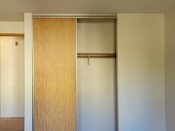 5th image of 18018 15th Ave NE APT 308