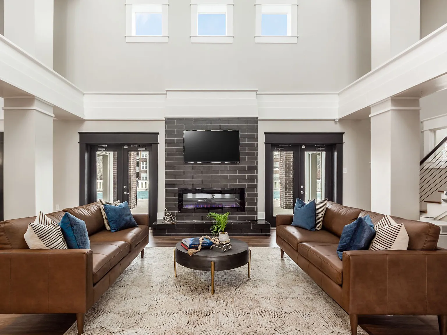 STERLING PLACE — Photo 1