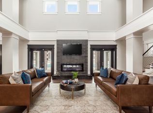 STERLING PLACE, Columbus, OH 43220