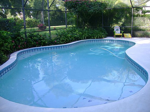 Pool 16x32 Solar Heated