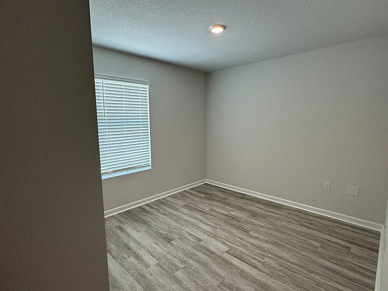 6341 Firefly Dr — Photo 6