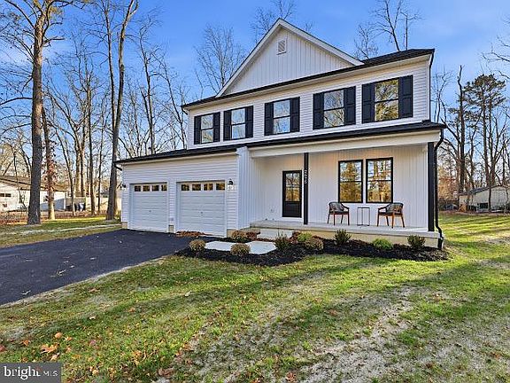 4th image of 2675 Lakeside Dr
