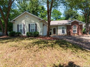 318 Bitter Sweet Rd, Jeffersonville, IN 47130