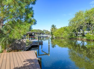 1 W Point Dr, Cocoa Beach, FL 32931