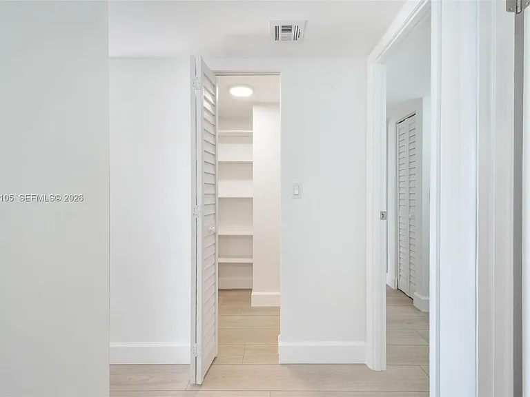20400 W Country Club Dr #610 — Photo 29