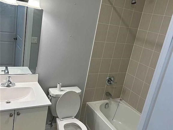 3rd image of 48 Coles Ave #702